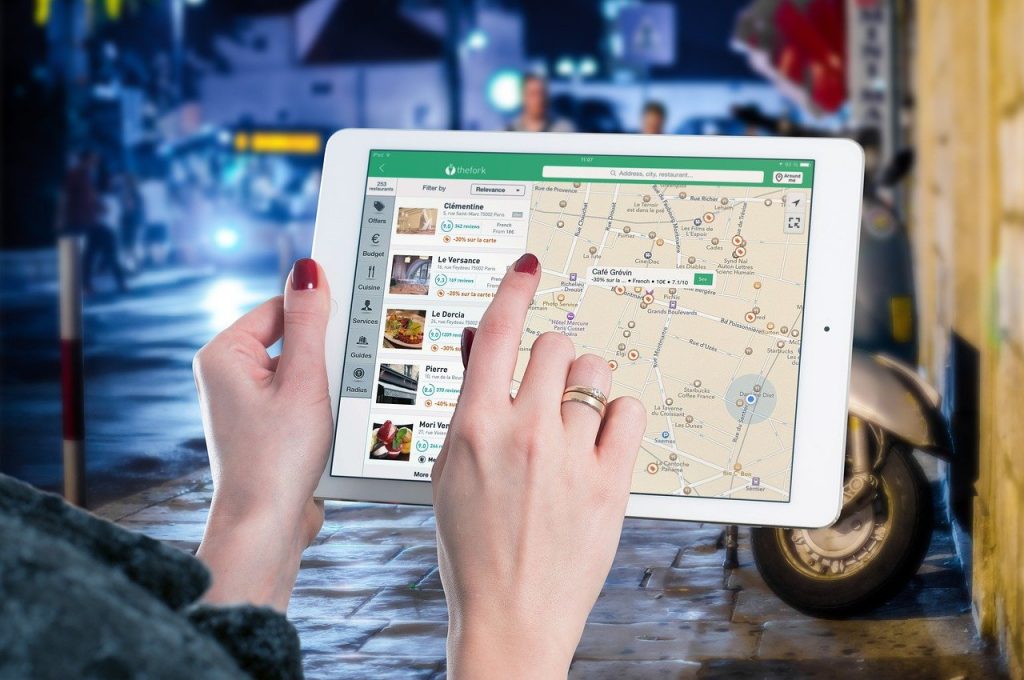 Rester connecté en voyage