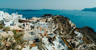 Découvrir Santorin