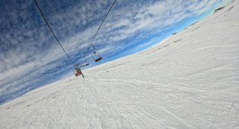 À la découverte de la station de ski Parnassos : un charme authentique loin des foules alpines