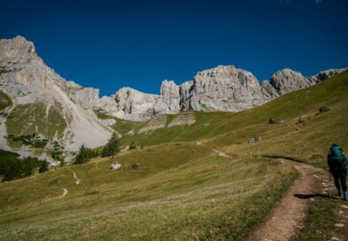 Backpacking en Asie centrale : itinéraires insolites 2026